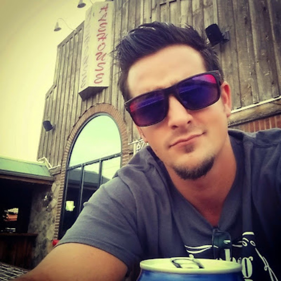 Meet your Posher, Frank - Picture 1 of 1